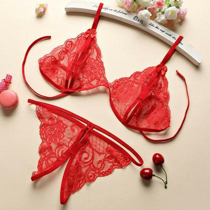 Sexy Lingerie Set – See-Through Lace Two-Piece Bra & Panty Boudoir Sleepwear